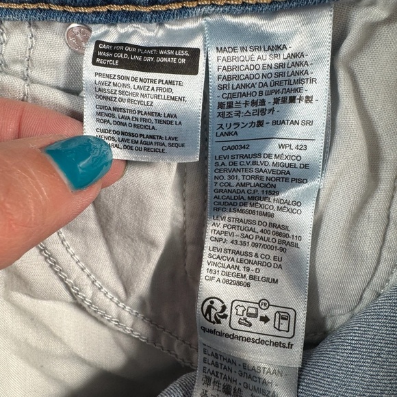 Levis Jeans Womens 29 Blue 724 High Rise Straight Stretch NWT - Picture 5 of 16